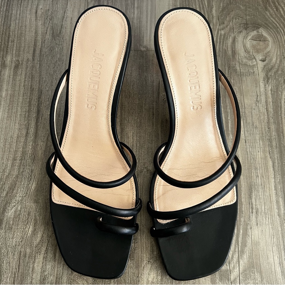JACQUEMUS • Les Noli Black Statement Heel Strappy Sandals - Picture 14 of 16
